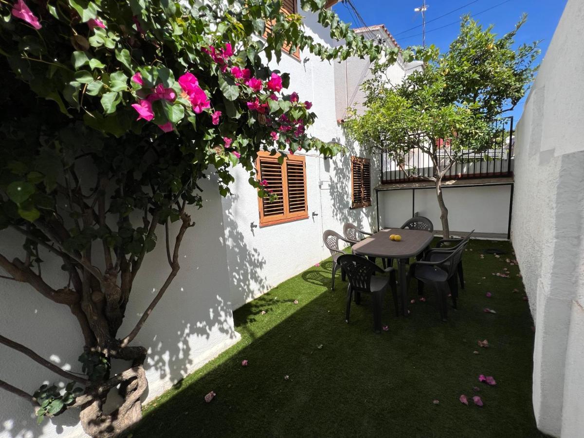 Villa El Xalet D'En Joan Maria D'Altafulla Exterior foto